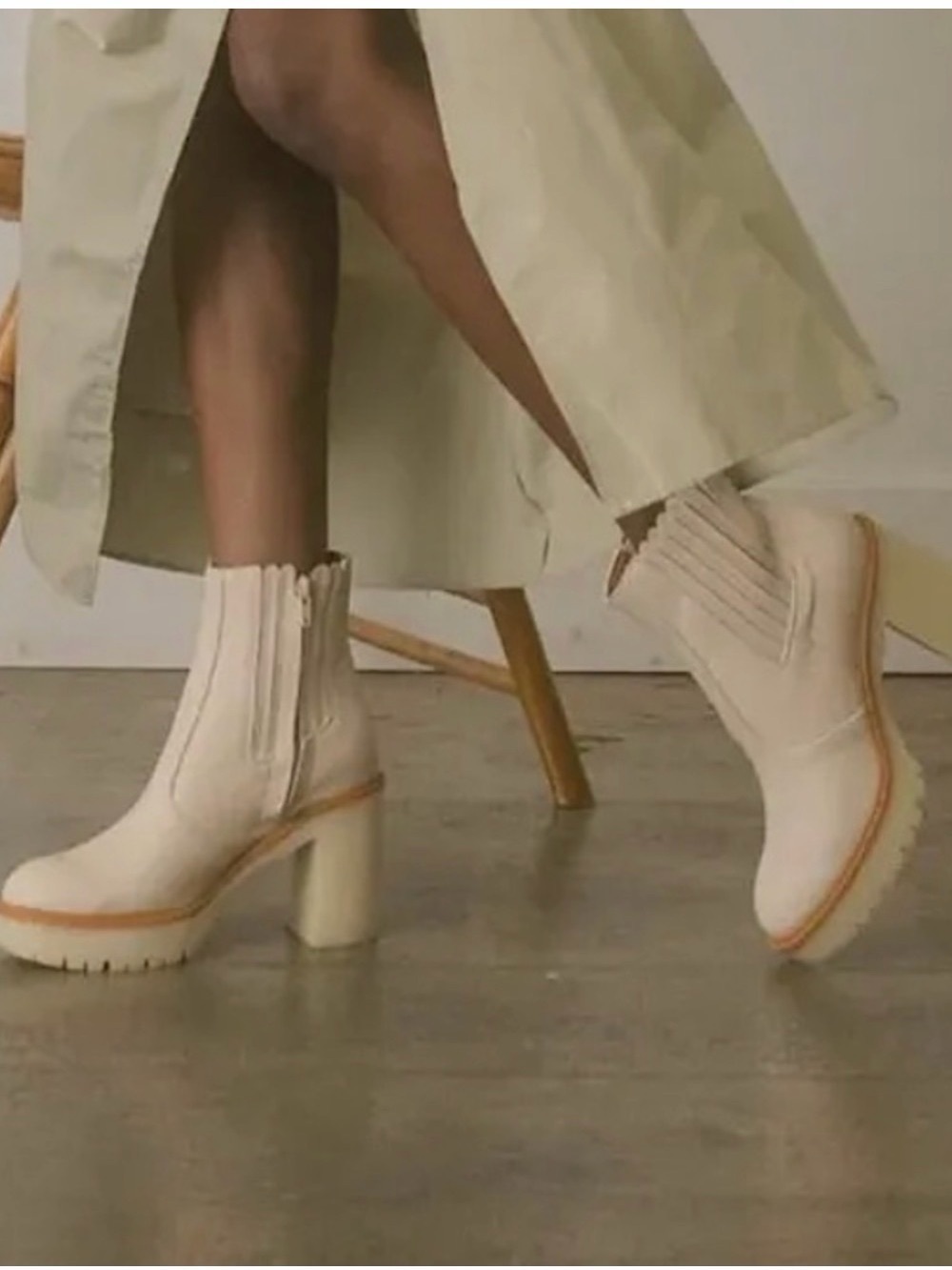 Oasis Society Cream Chunky Block Heel Chelsea Ankle Boots